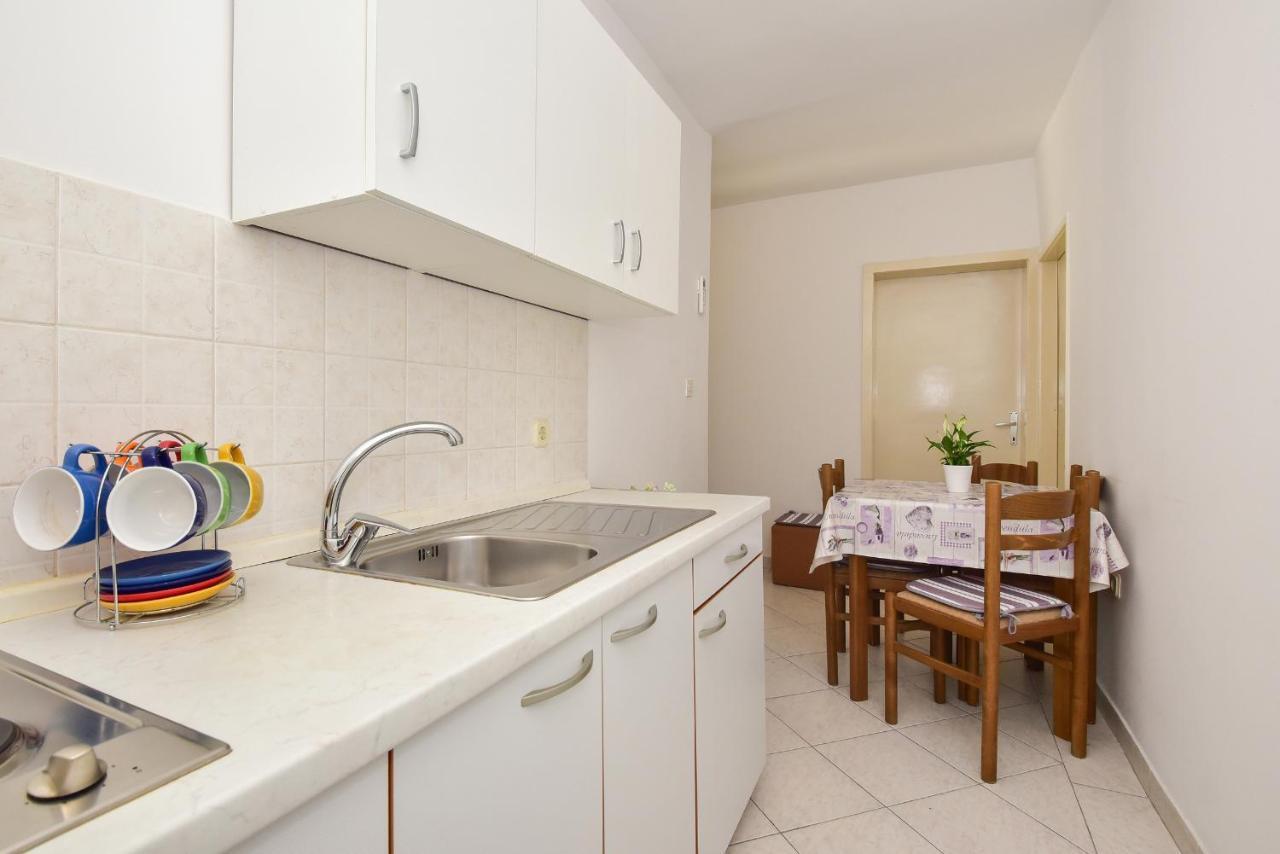 Apartmani Mira Sumic 포드고라 외부 사진